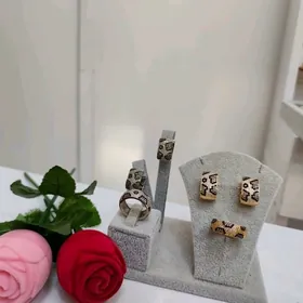 Komplekt bijuter