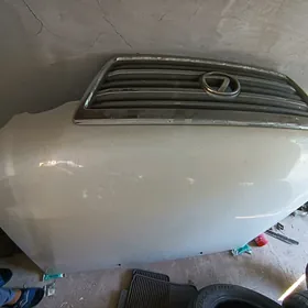 Lexus LX kapot