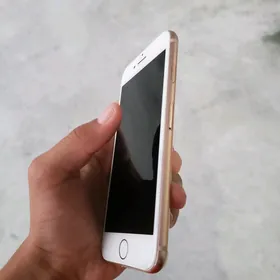 iPhone 8