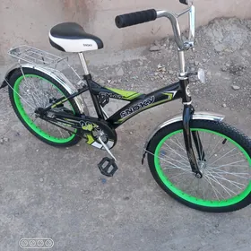 SNOKY RAZMER 20 LIK
