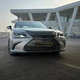 Lexus ES 350 2020