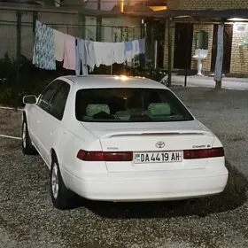 Toyota Camry 1997