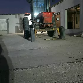 MTZ T-28 2000