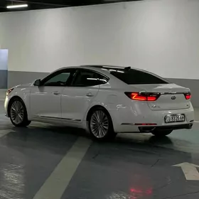 Kia Cadenza 2019