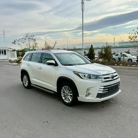 Toyota Highlander 2018