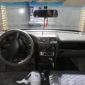 Opel Vectra 1989