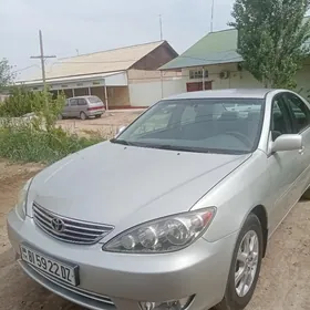 Toyota Camry 2005
