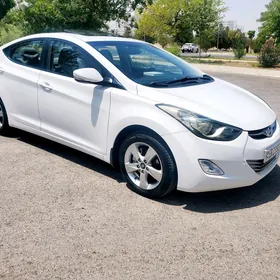 Hyundai Elantra 2011