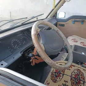 Toyota Hiace 1988