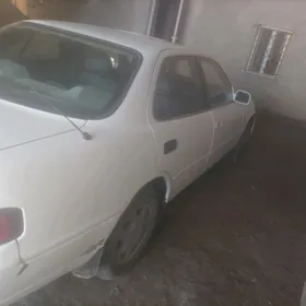 Toyota Camry 1995