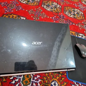Acer noutbuk
