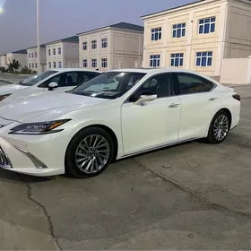 Lexus ES 350 2020