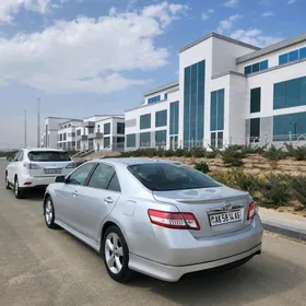 Toyota Camry 2011