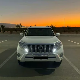 Toyota Land Cruiser Prado 2014