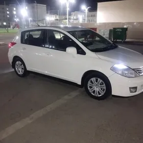 Nissan Versa 2010