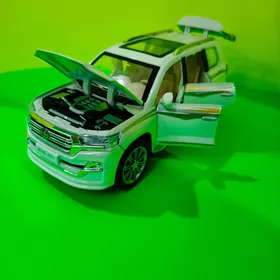Land Cruiser 200lik Metal