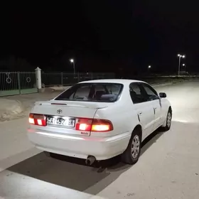 Toyota Corona 1995