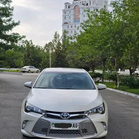 Toyota Camry 2016