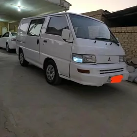 Mitsubishi Galant 2000