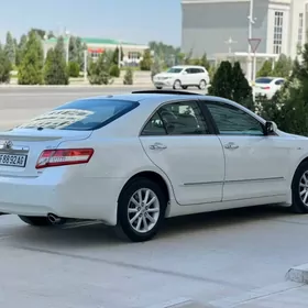 Toyota Camry 2011