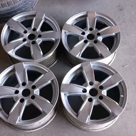 diska r15