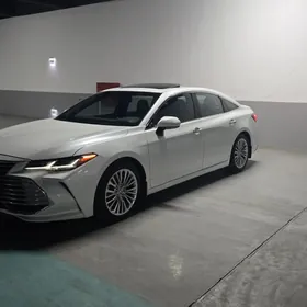 Toyota Avalon 2020