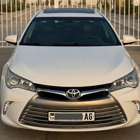 Toyota Camry 2015