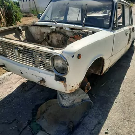 01 zuguli zapcas
