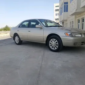 Toyota Camry 1999