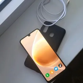 Samsung A30 4/64GB obmen