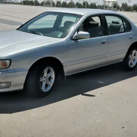 Nissan Cefiro 1995