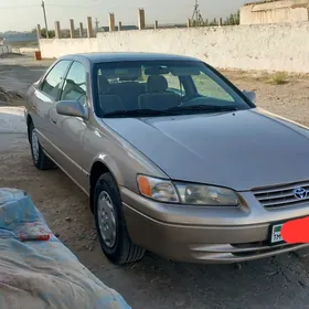 Toyota Camry 1998