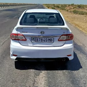 Toyota Corolla 2013