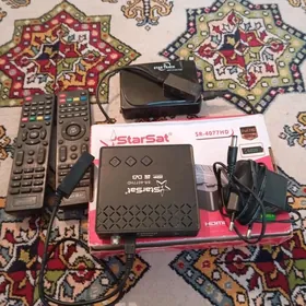 Tuner StarSat 4077 we Startrek
