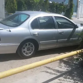 Nissan Cefiro 1995