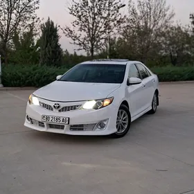 Toyota Camry 2012