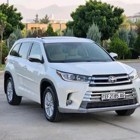 Toyota Highlander 2018