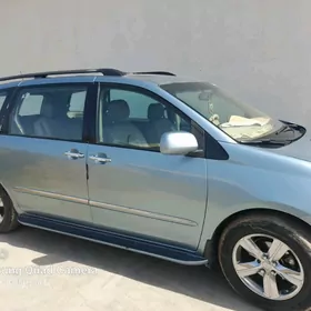 Toyota Sienna 2006