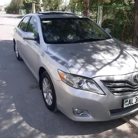 Toyota Camry 2011
