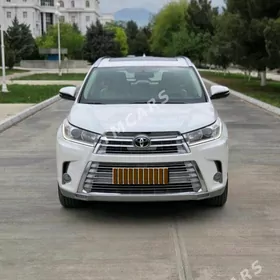 Toyota Highlander 2016
