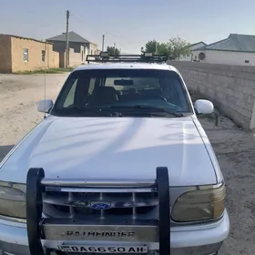 Ford Explorer 1999