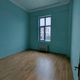 3ком.2эт.125м2.