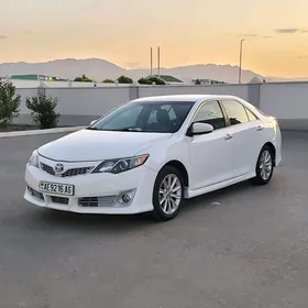 Toyota Camry 2012
