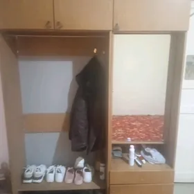 Шкаф для прихожей