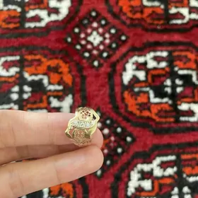 gyzyl yuzuk