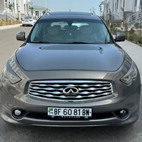 Infiniti FX35 2010