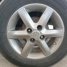 Corolla 14 diska