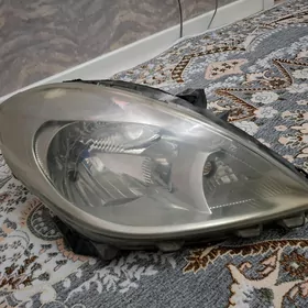 Fara nissan sunny  sag tarap