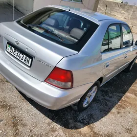 Hyundai Accent 2001