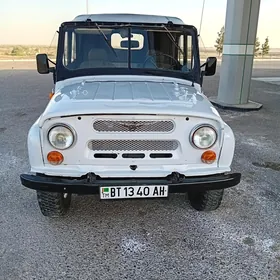 UAZ 469 1990